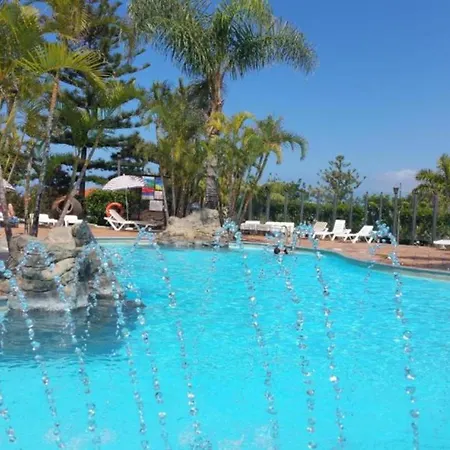Con Piscina Y Vistas Al Mar Sobre Acantilado Los Realejos